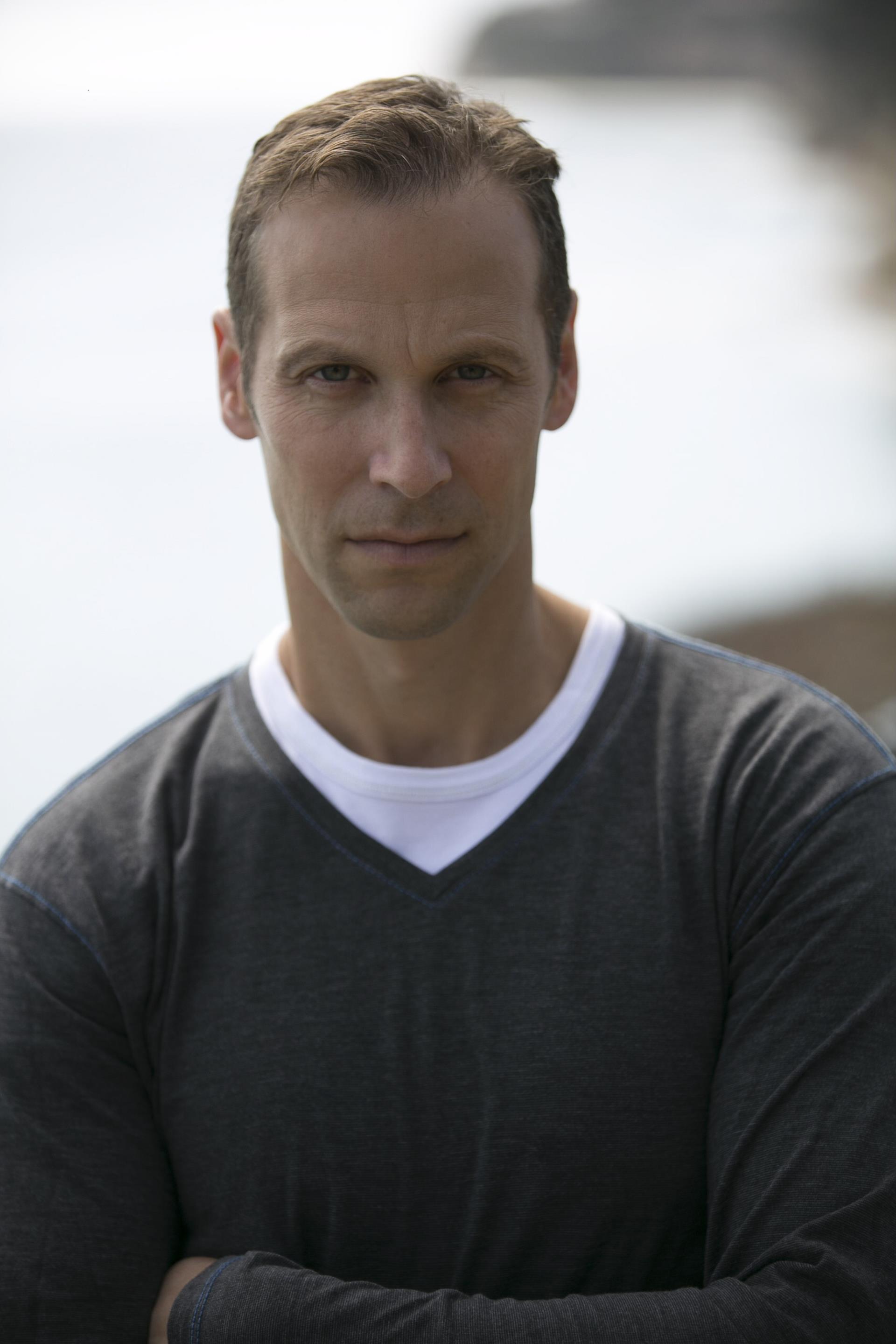 GREGG Hurwitz author photo