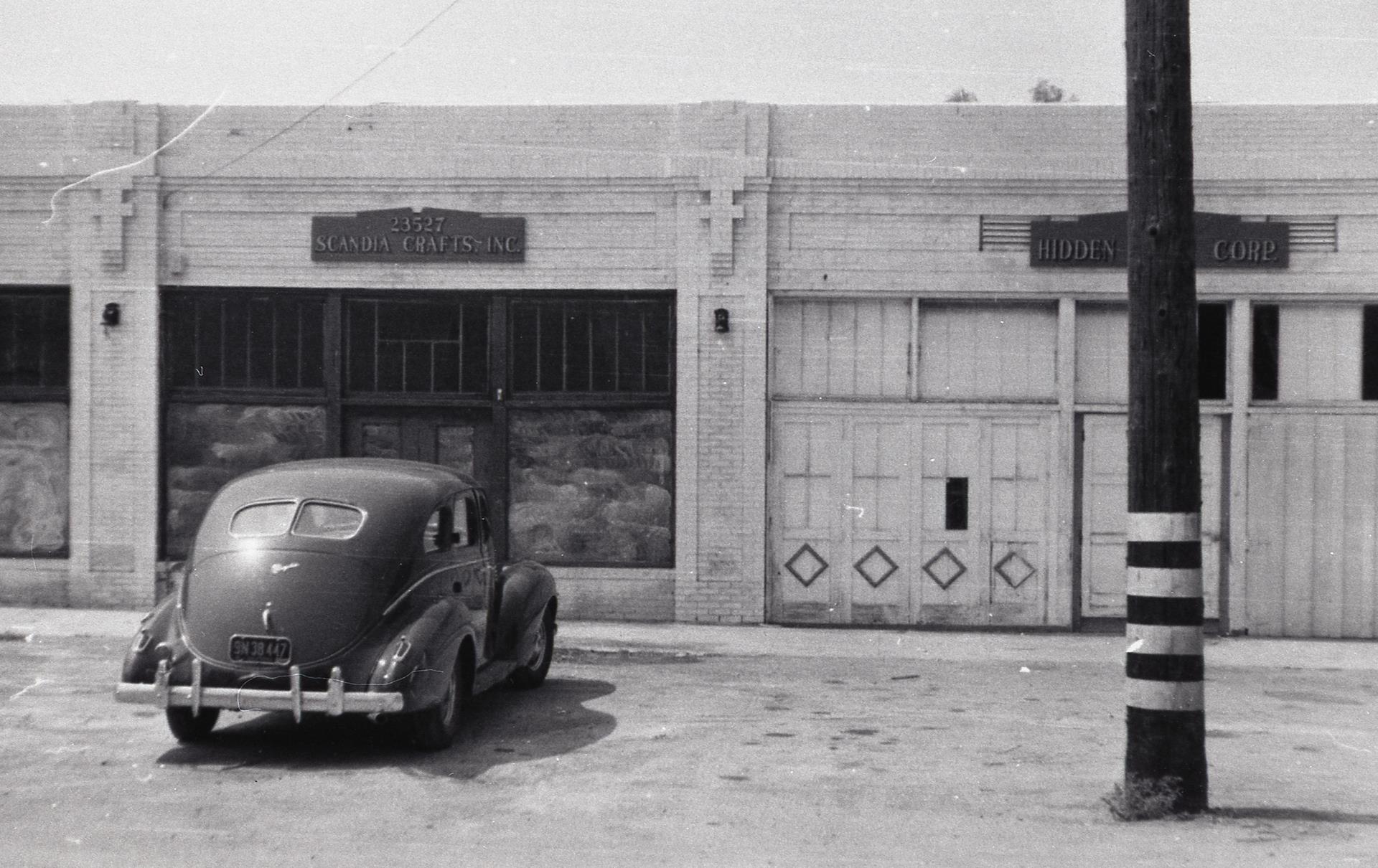 Calabasas Road c. 1950 Scandia Craftsman store LR